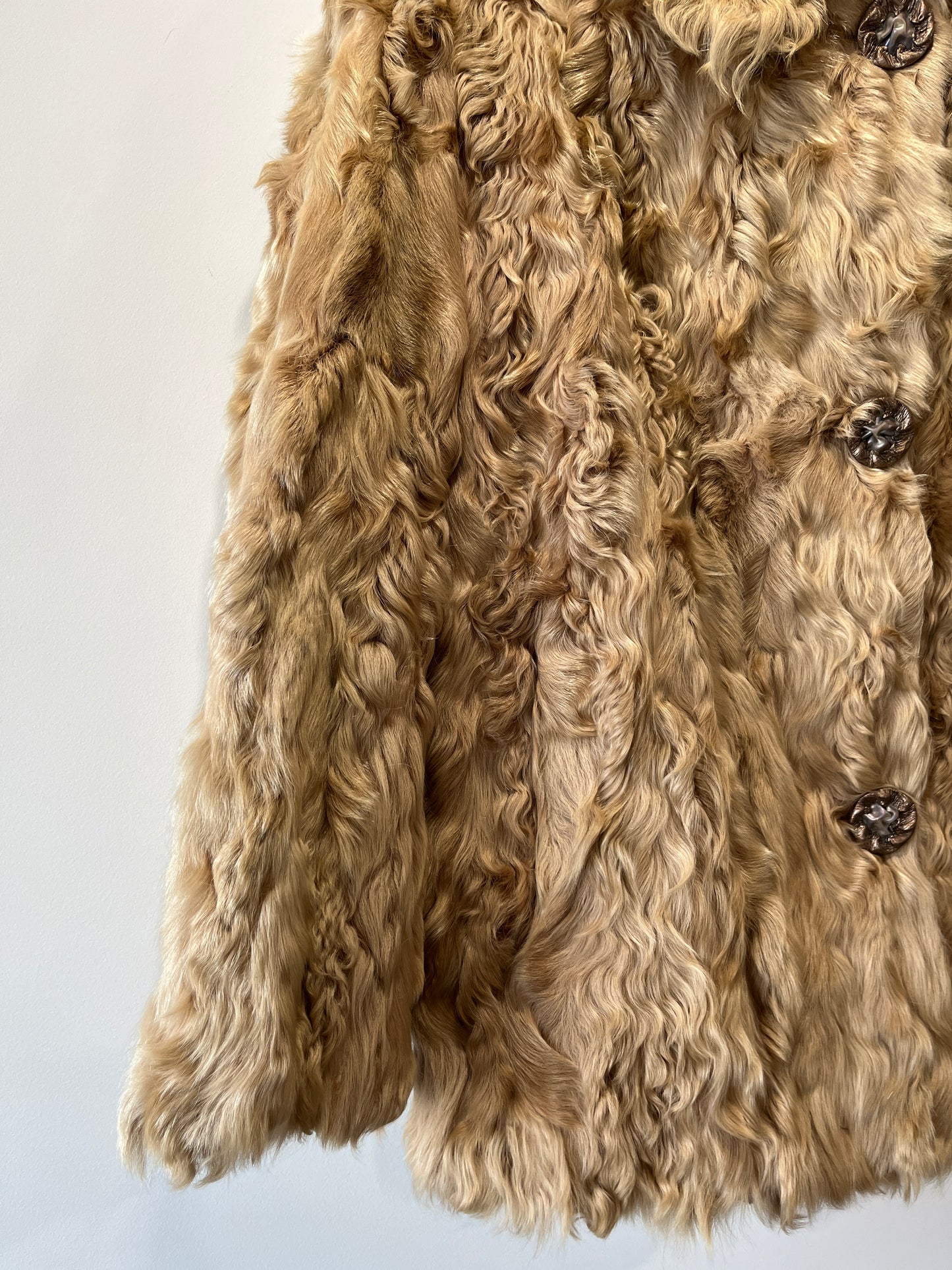 Manteau en fourrure beige