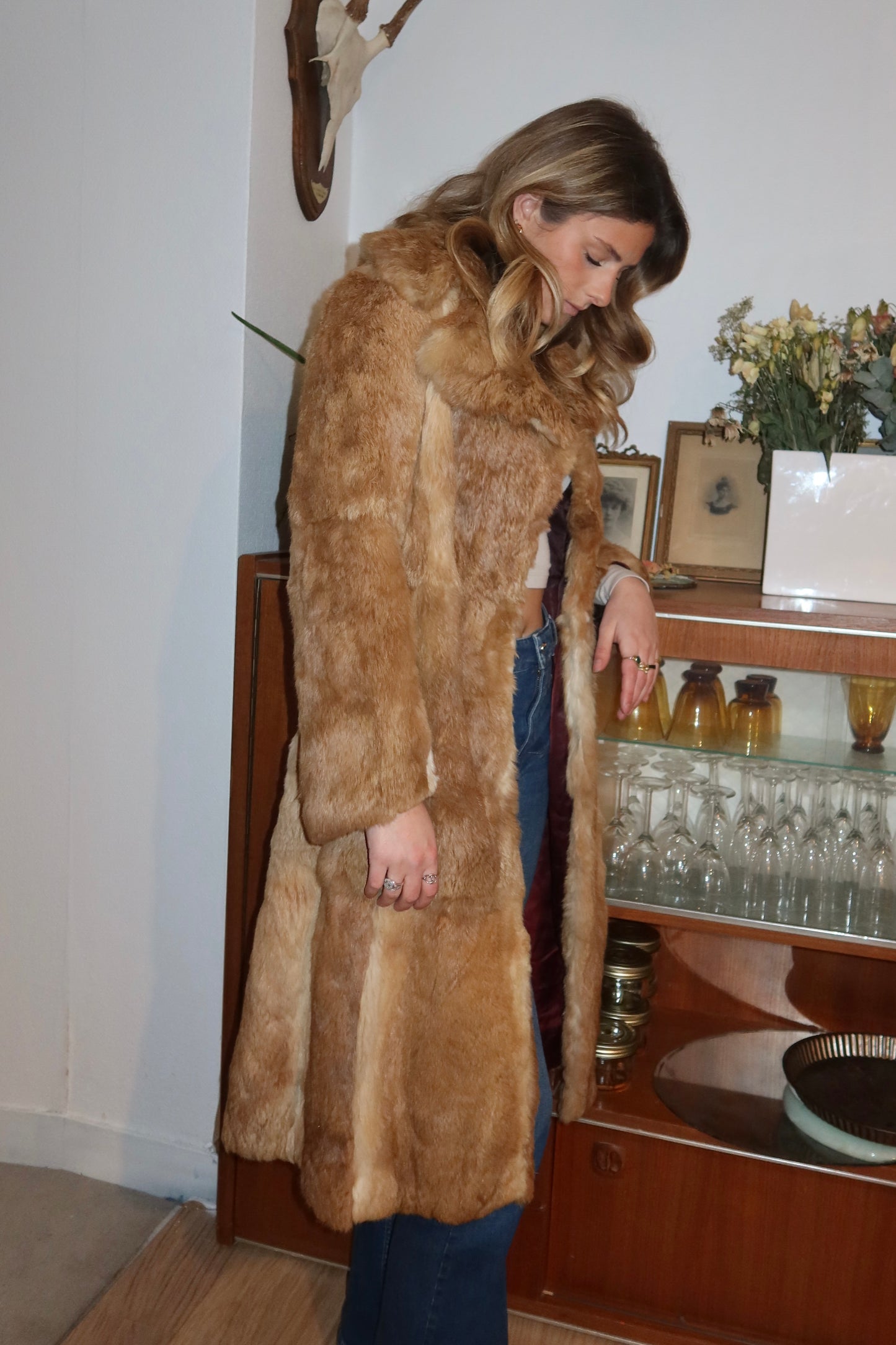 Manteau long en fourrure beige