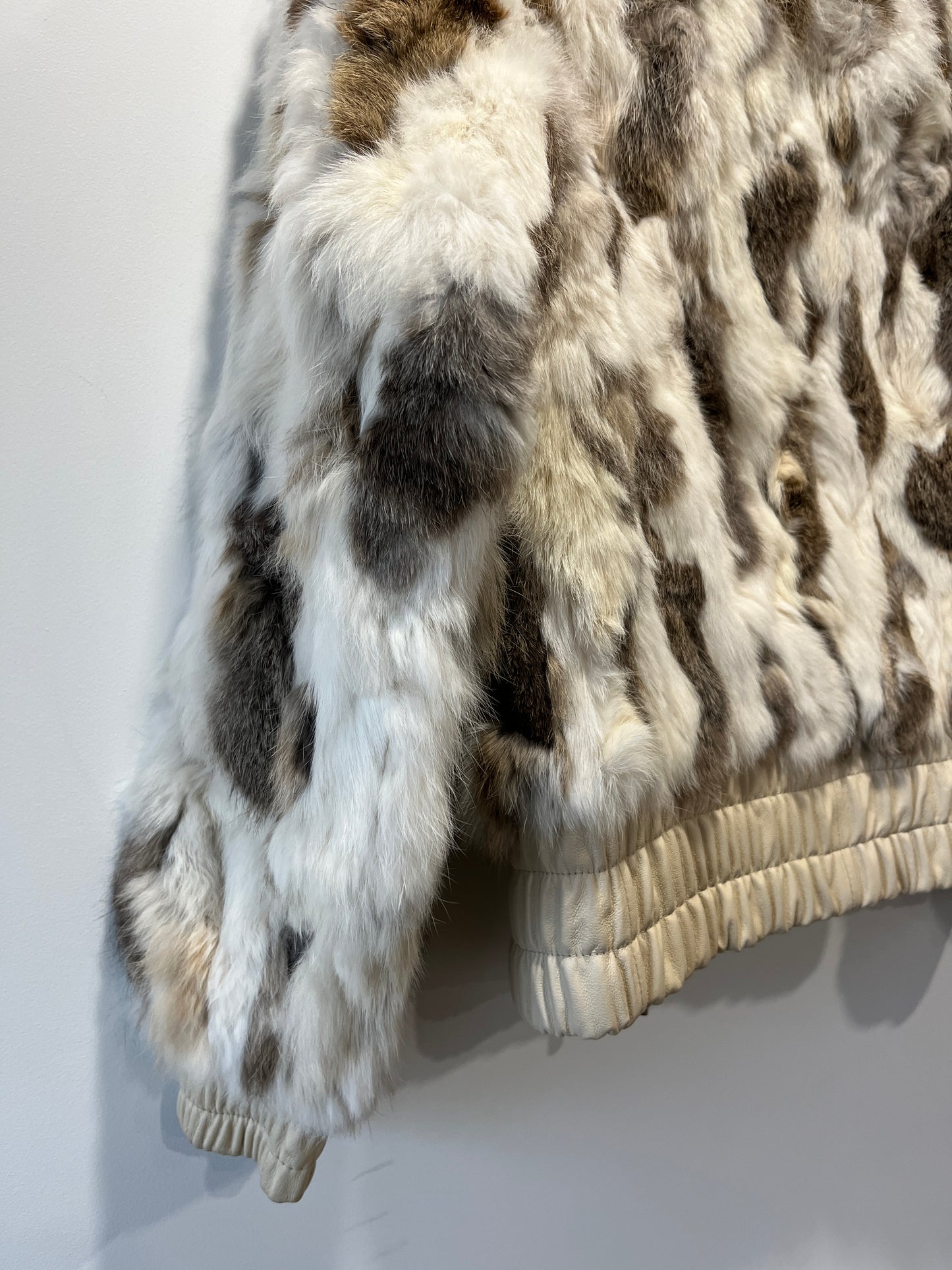 Veste courte en fourrure multicolore