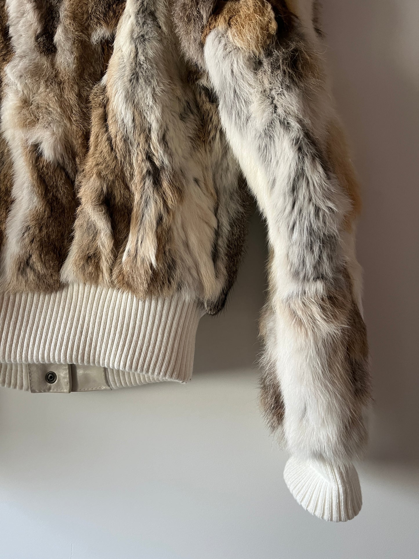 Veste courte en fourrure multicolore