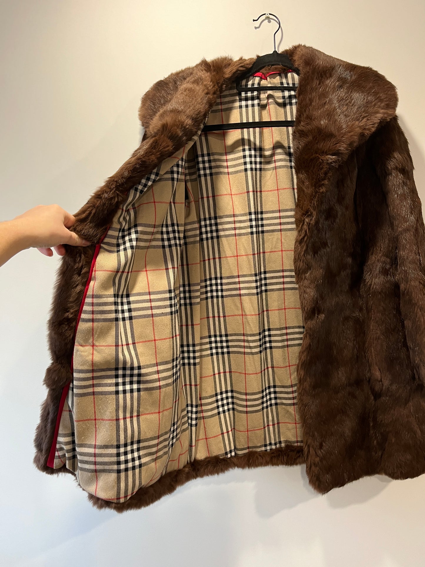 Manteau en fourrure marron