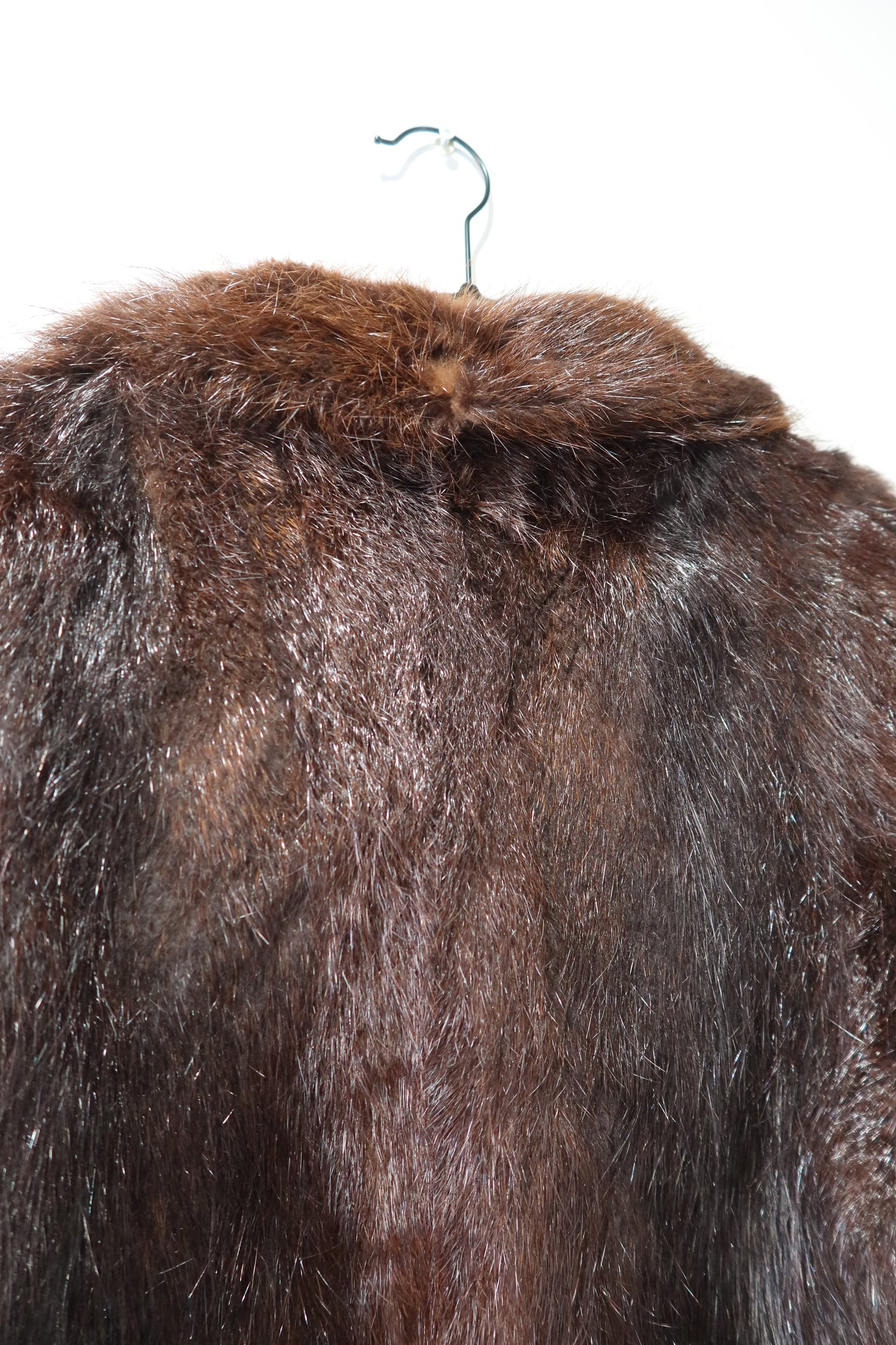 Manteau en fourrure marron