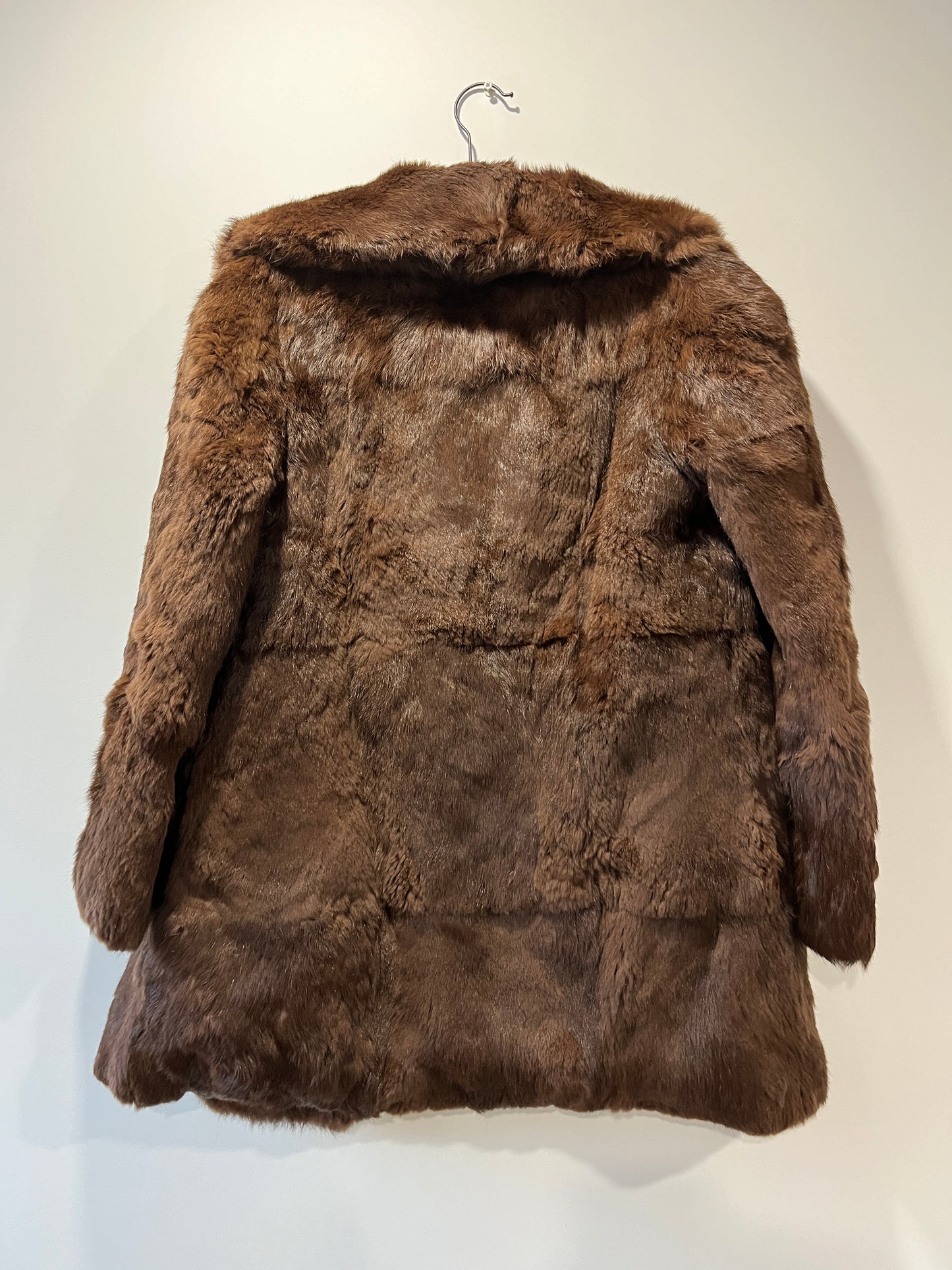 Manteau en fourrure marron