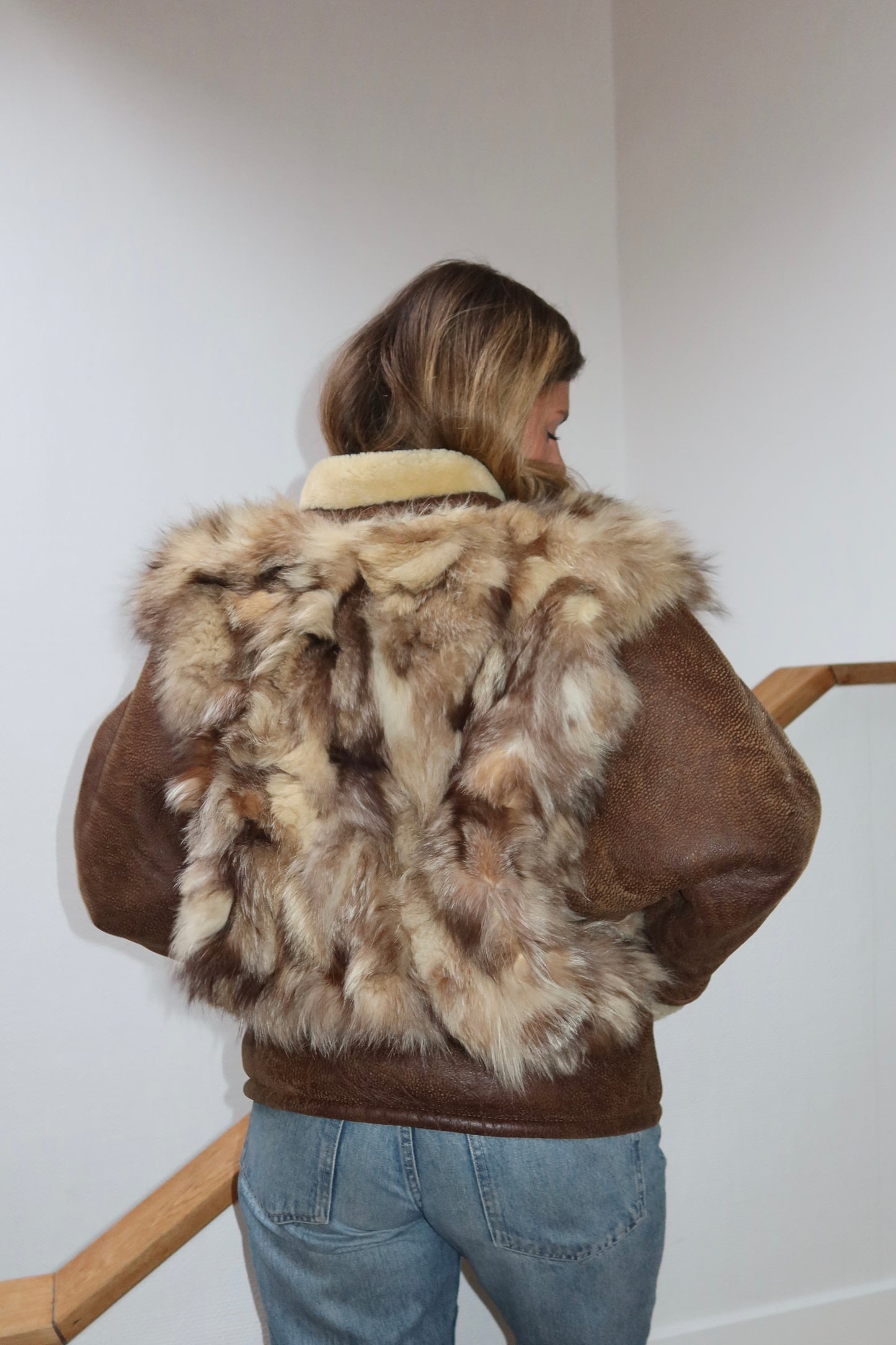 Veste en fourrure et cuir marron