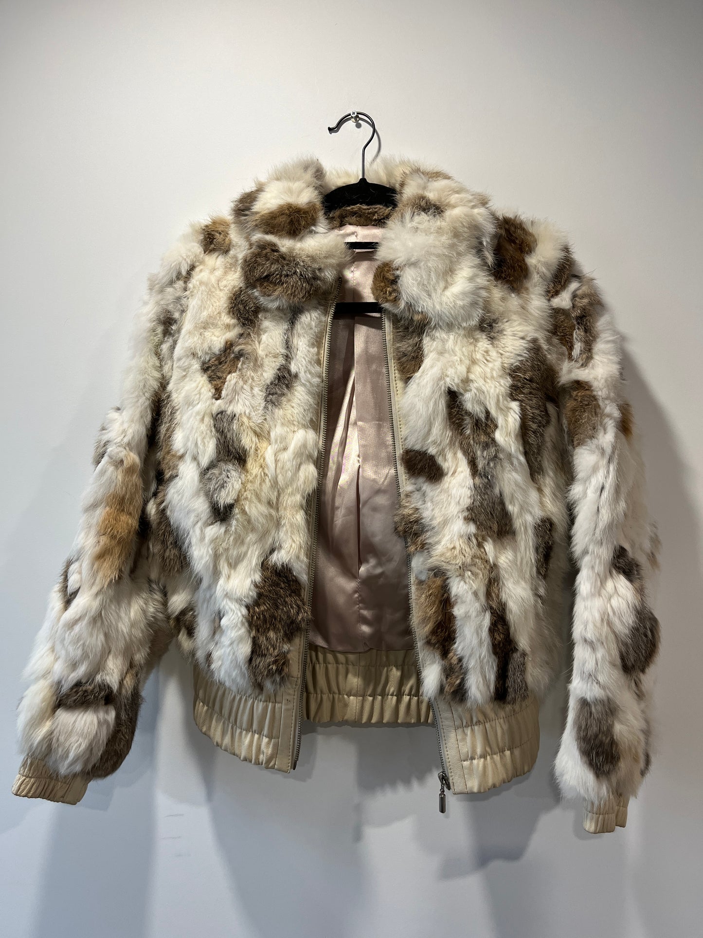 Veste courte en fourrure multicolore