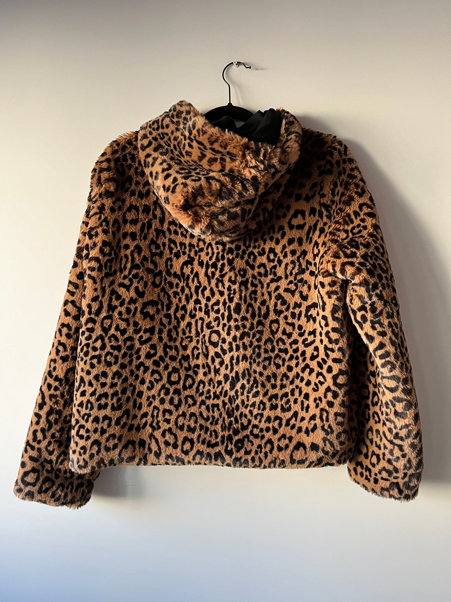 Veste à capuche imprimée léopard