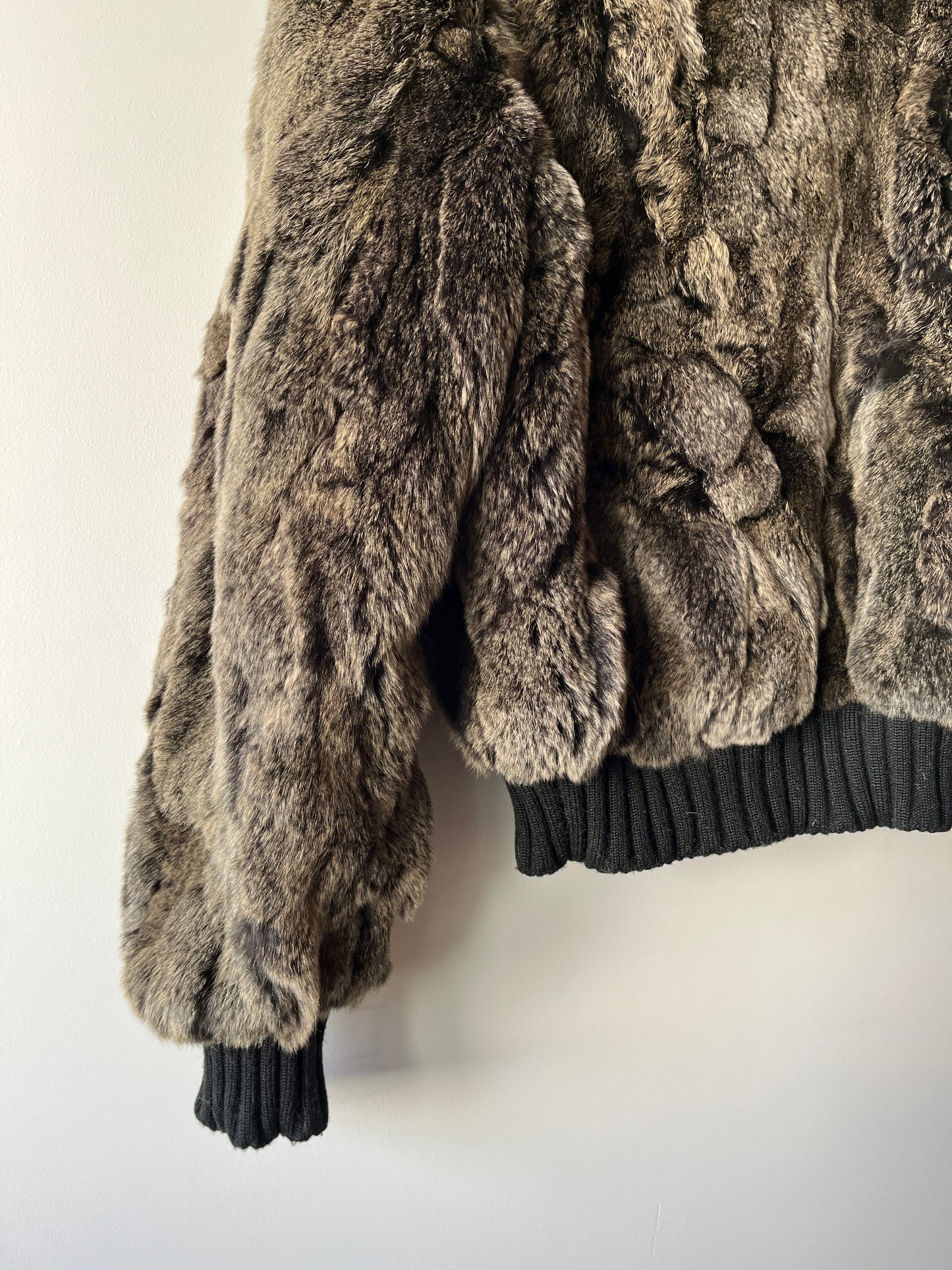 Veste en fourrure grise