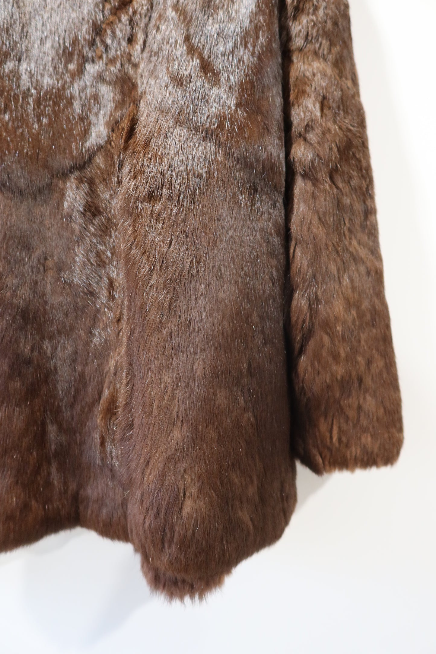 Manteau en fourrure marron