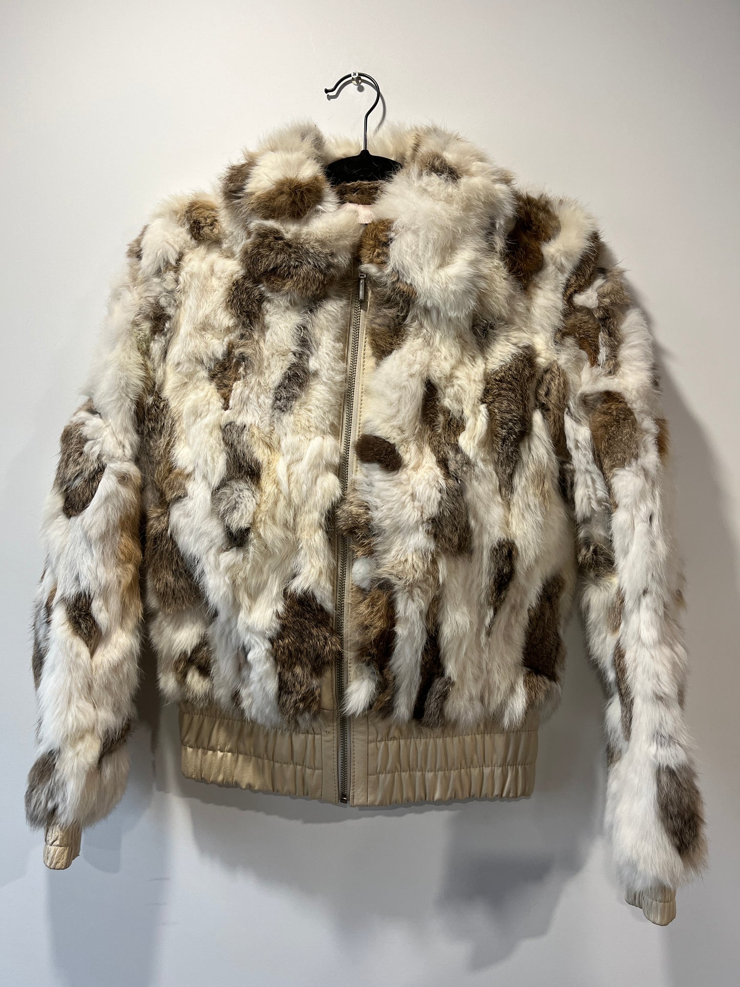Veste courte en fourrure multicolore