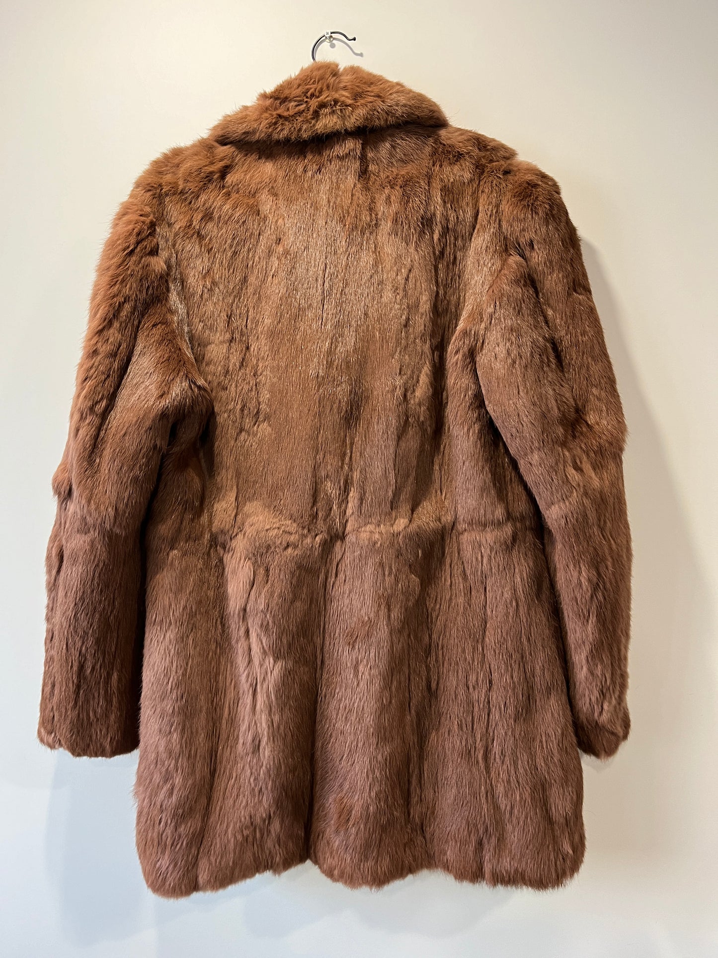 Manteau en fourrure marron