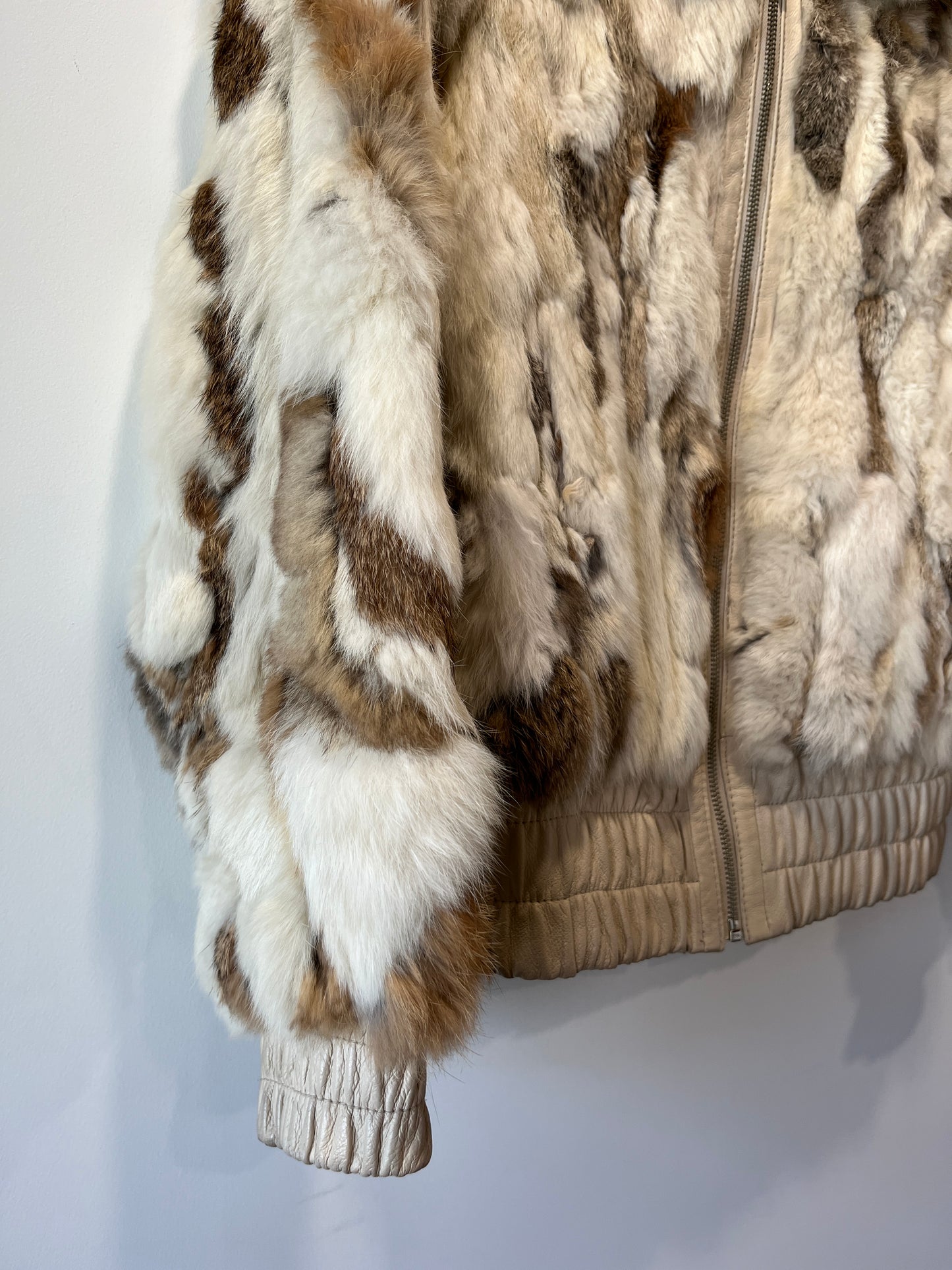 Veste courte en fourrure multicolore