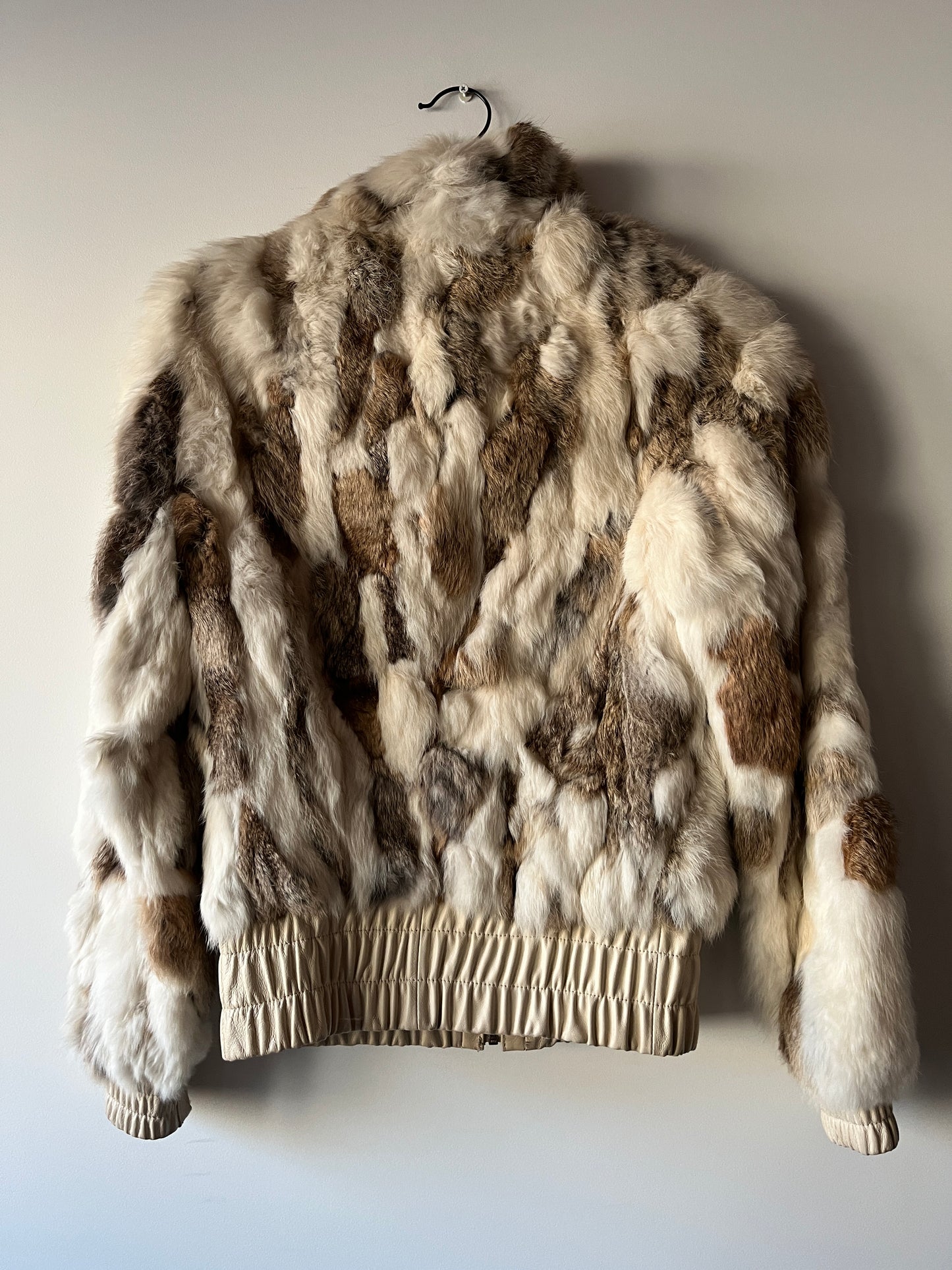 Veste courte en fourrure multicolore