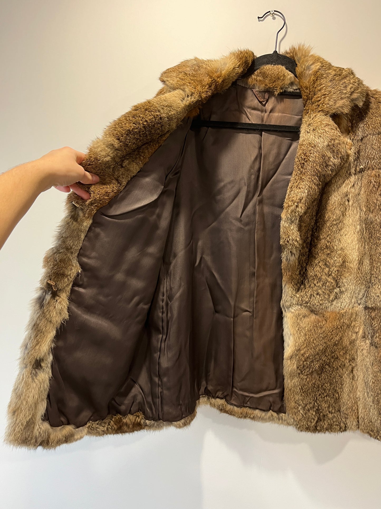 Manteau en fourrure gris maronné