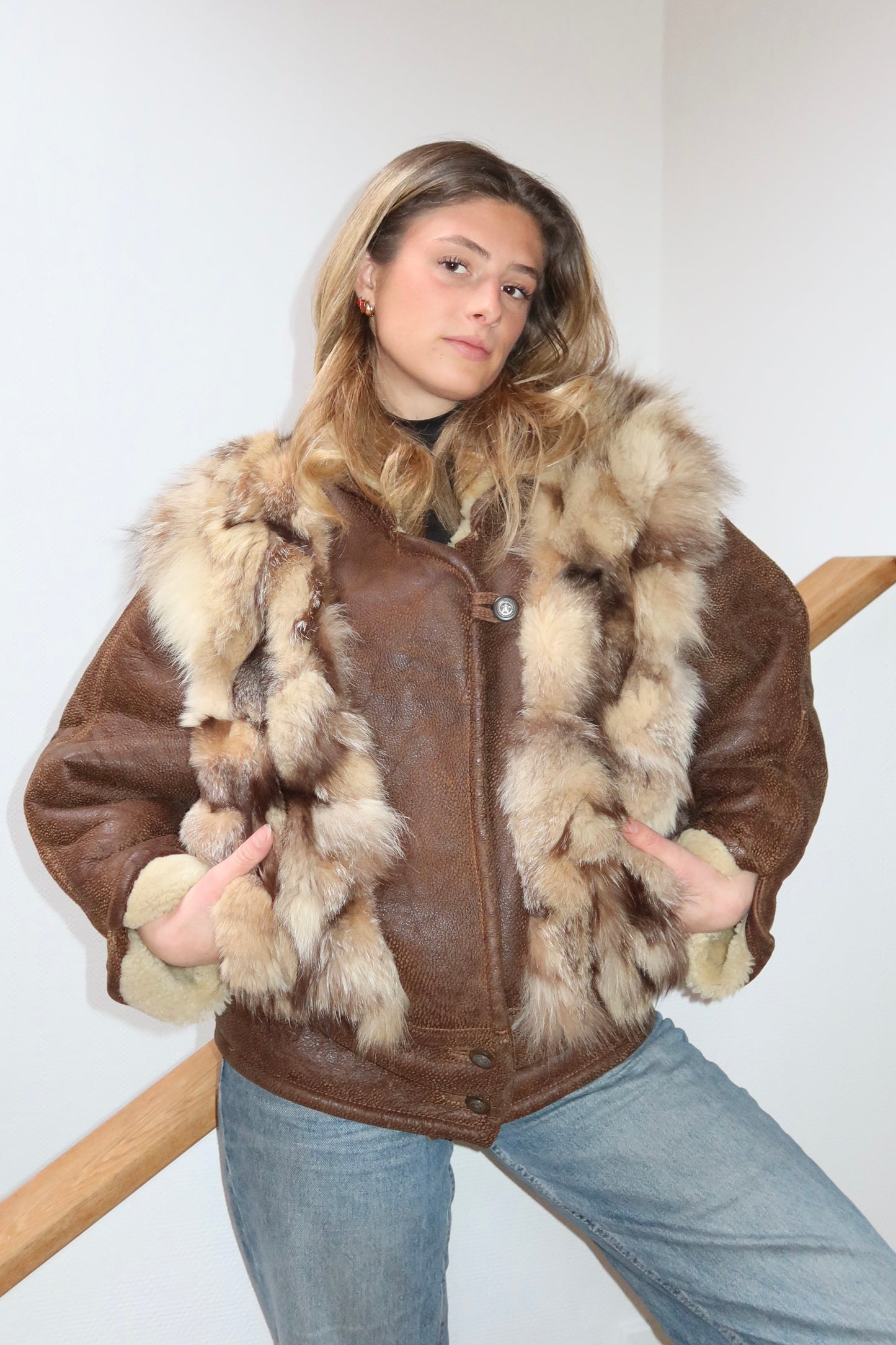 Veste en fourrure et cuir marron