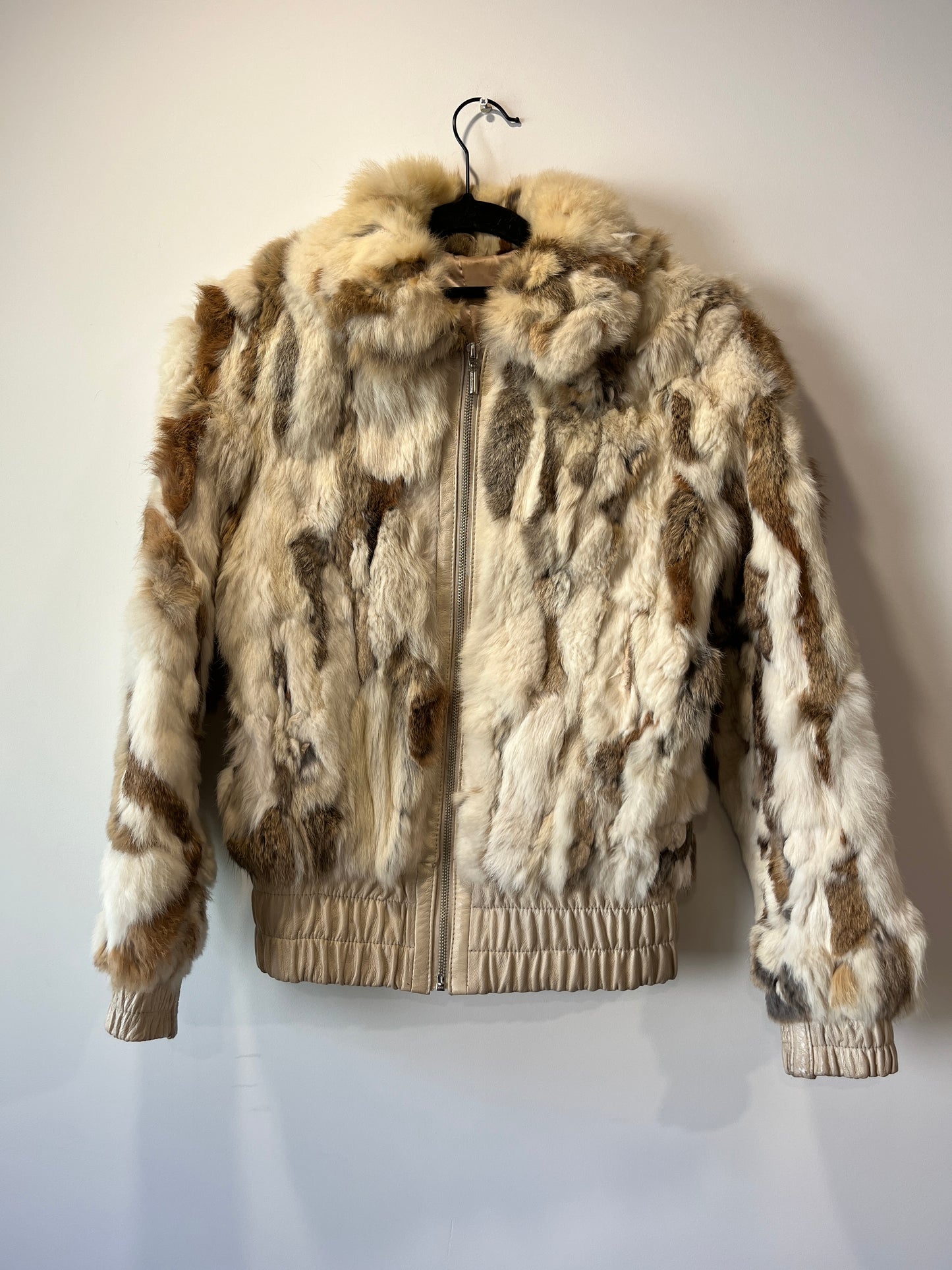 Veste courte en fourrure multicolore