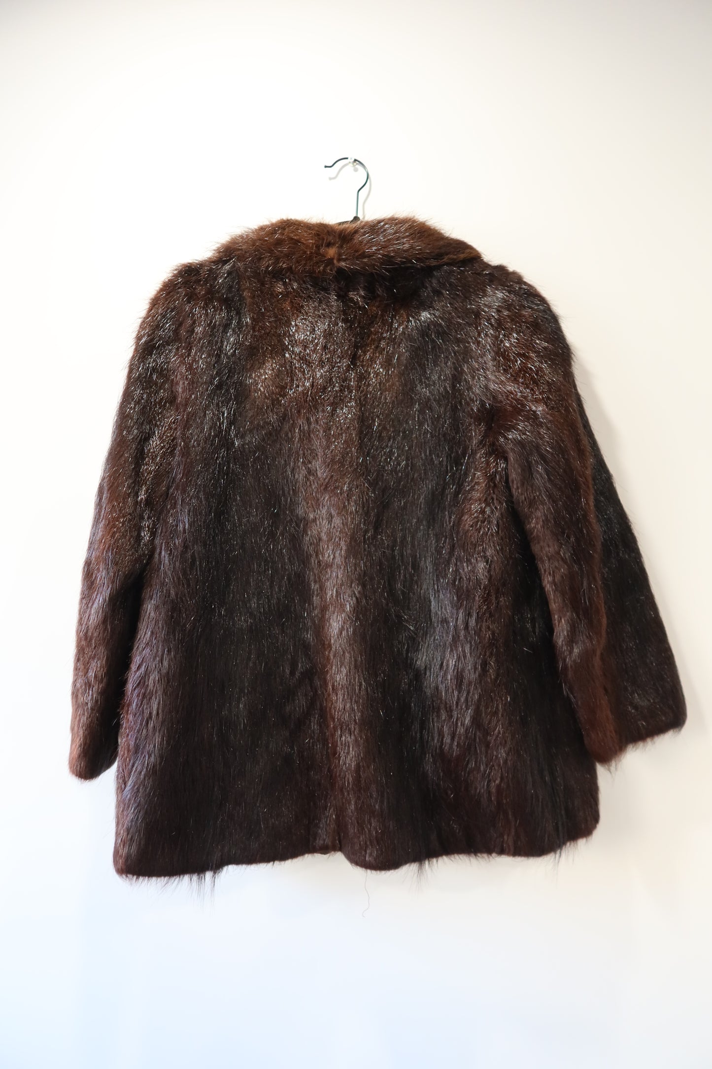 Manteau en fourrure marron
