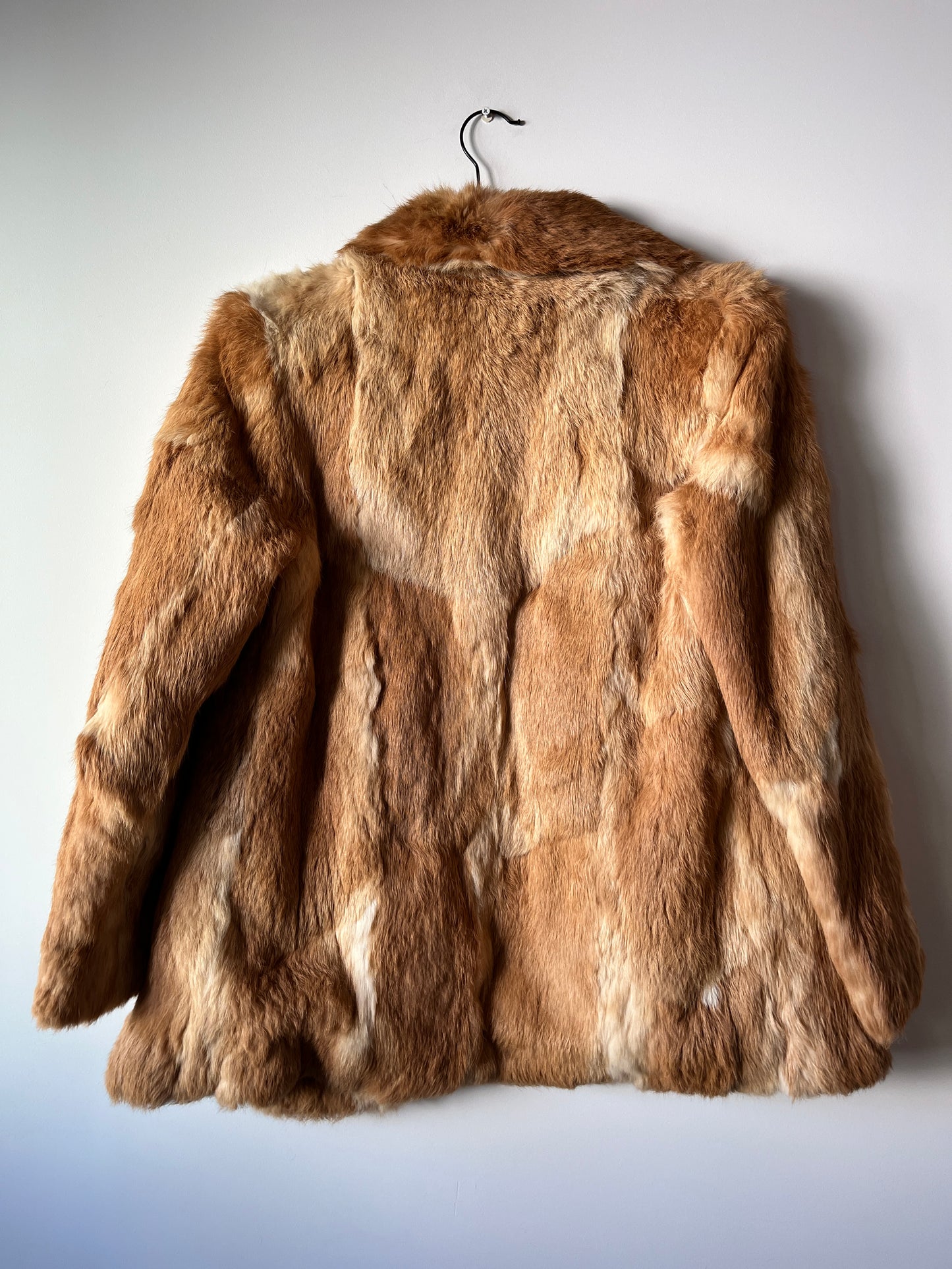 Manteau en fourrure beige