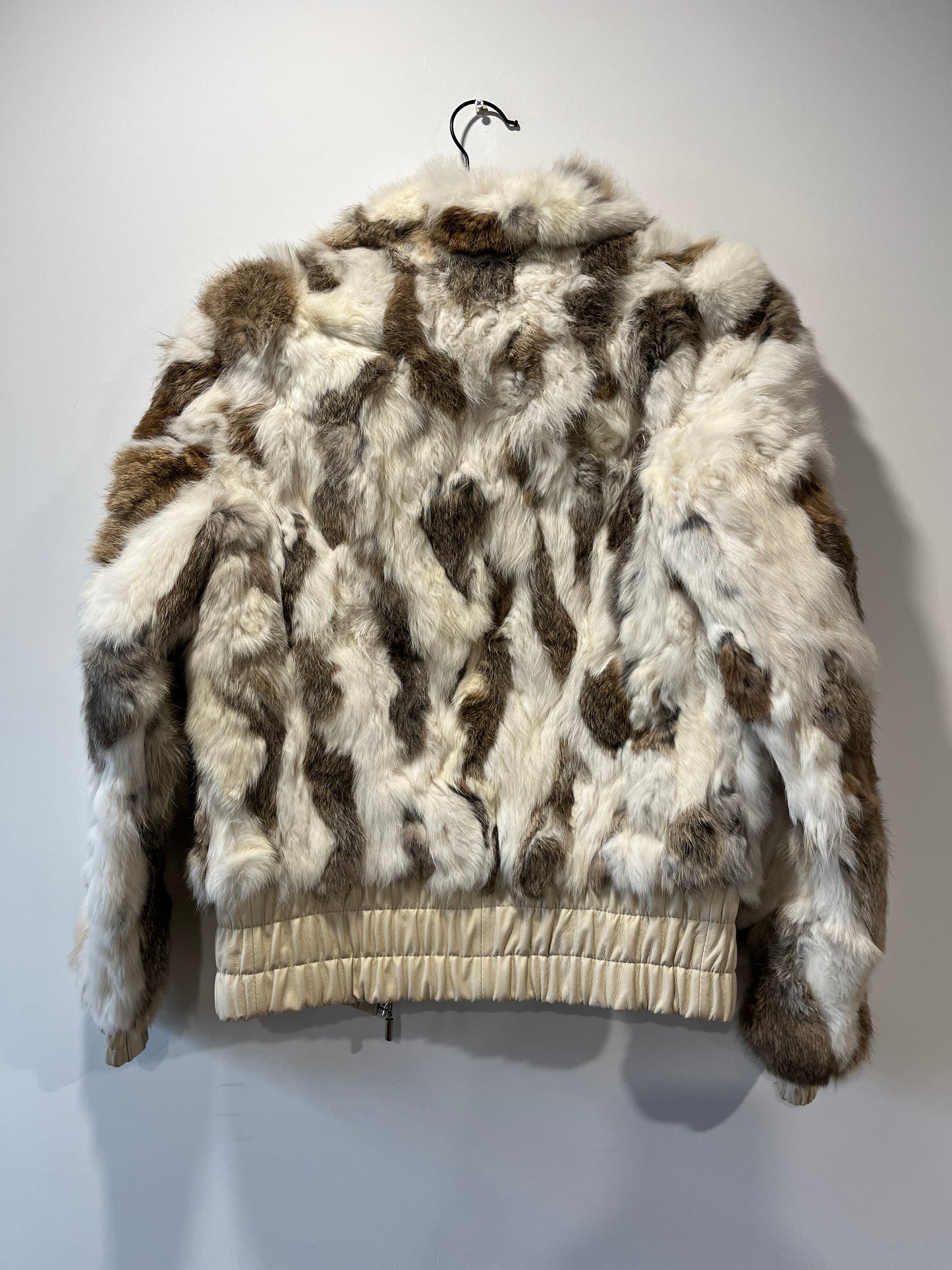 Veste courte en fourrure multicolore