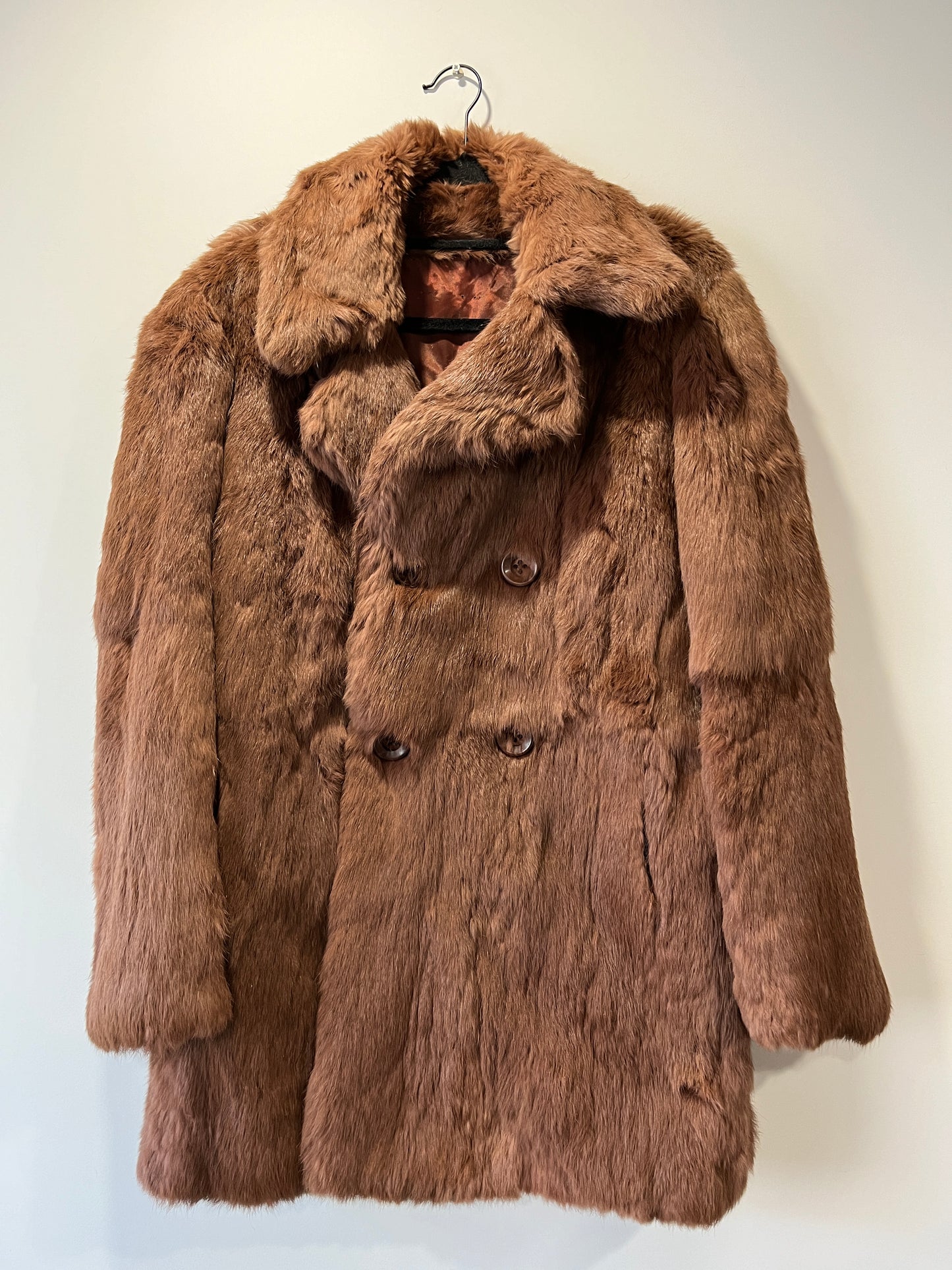 Manteau en fourrure marron