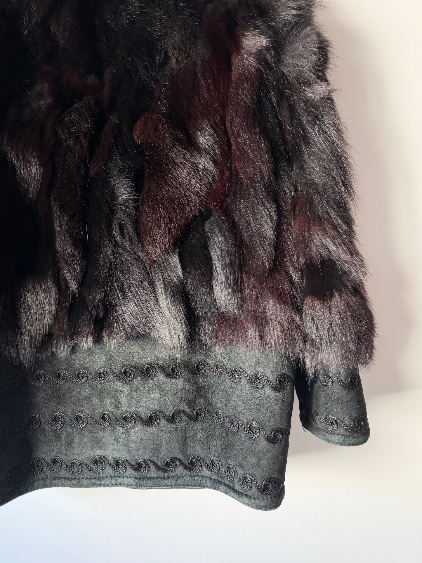 Veste en peau lainée et fourrure