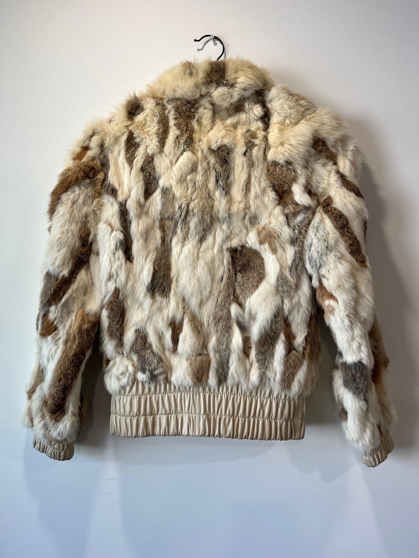 Veste courte en fourrure multicolore