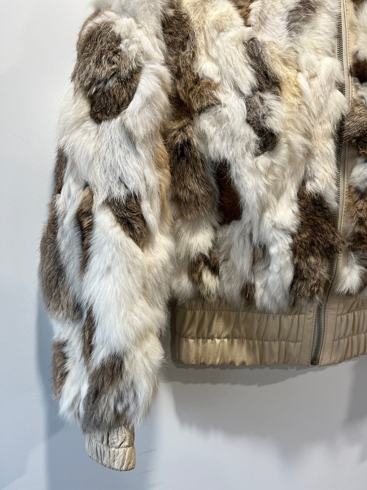 Veste courte en fourrure multicolore