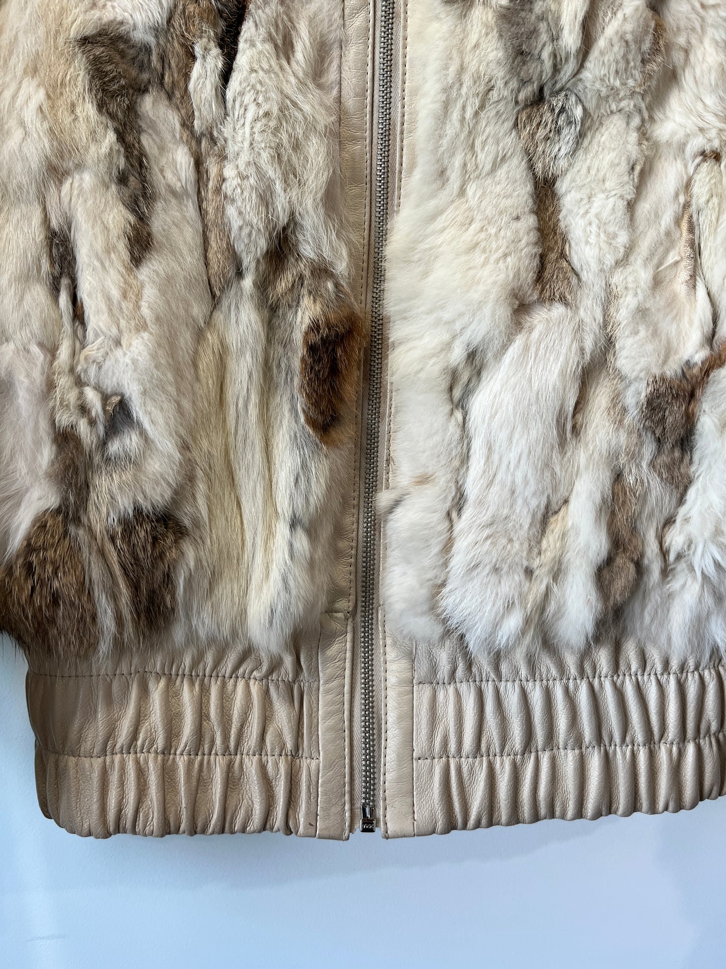 Veste courte en fourrure multicolore
