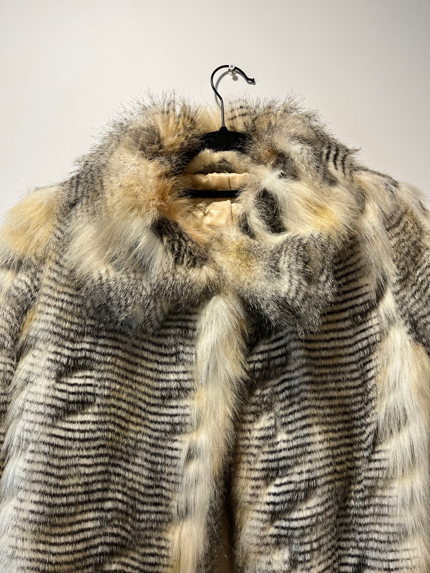 Manteau en fausse fourrure imprimé style animal