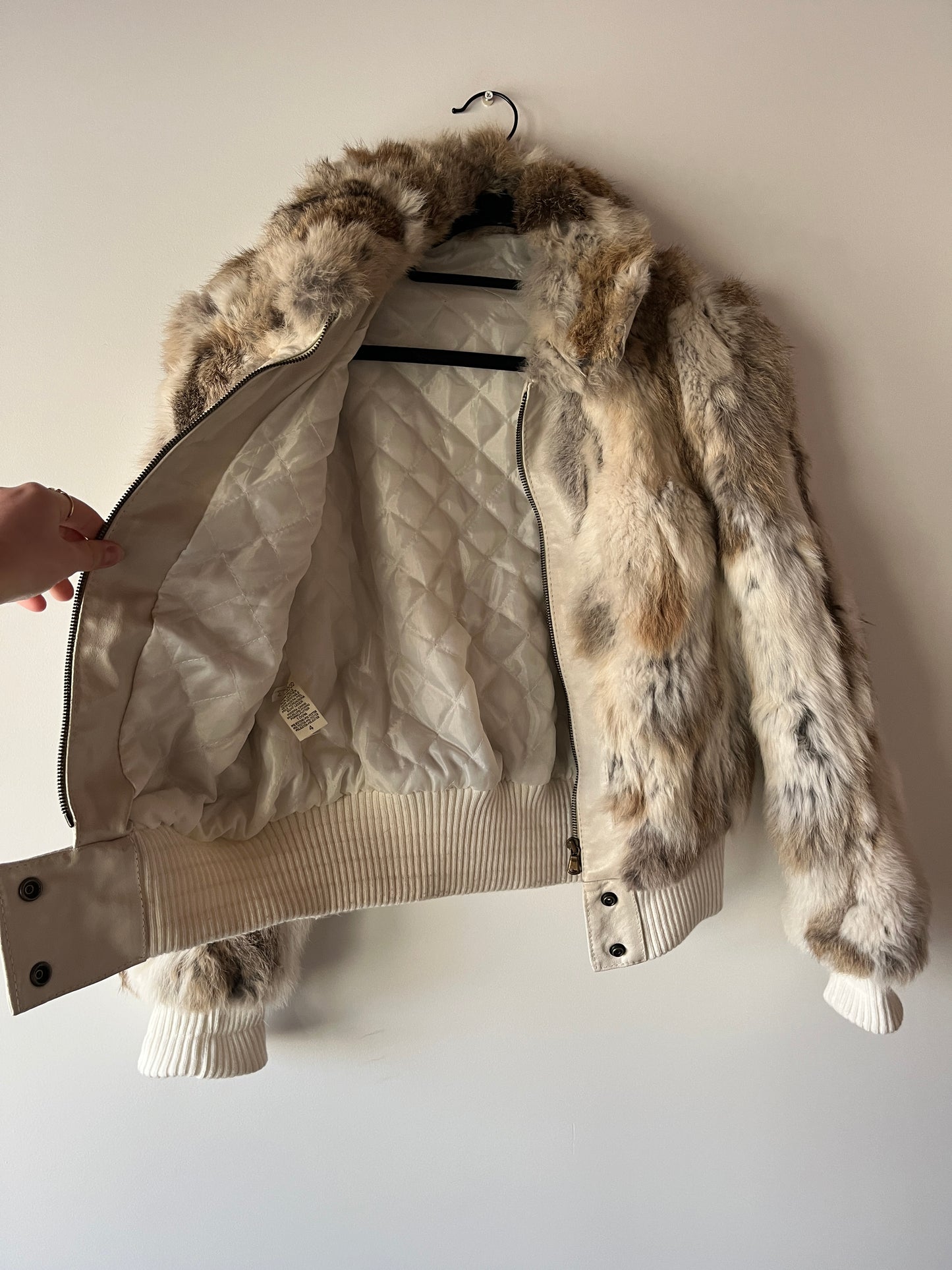Veste courte en fourrure multicolore