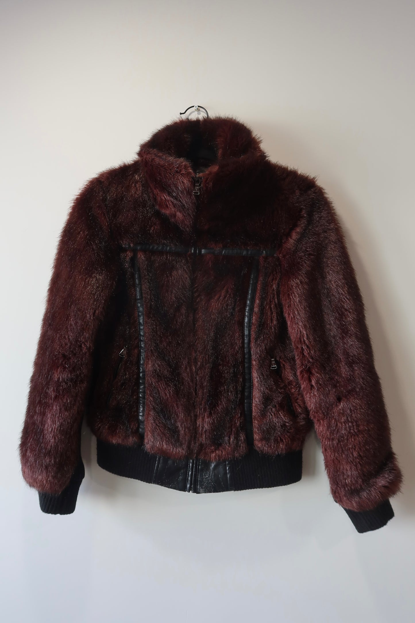 Veste en fausse fourrure Guess