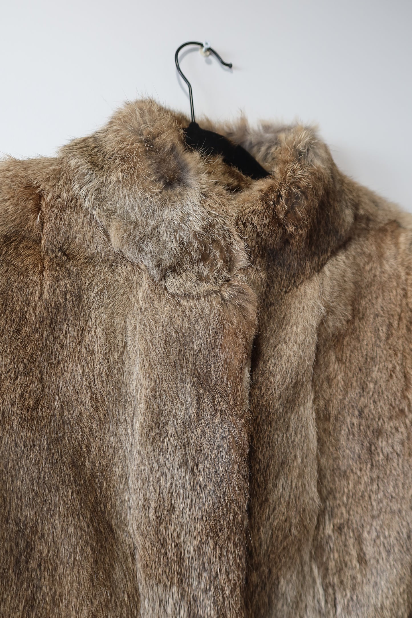 Manteau en fourrure gris
