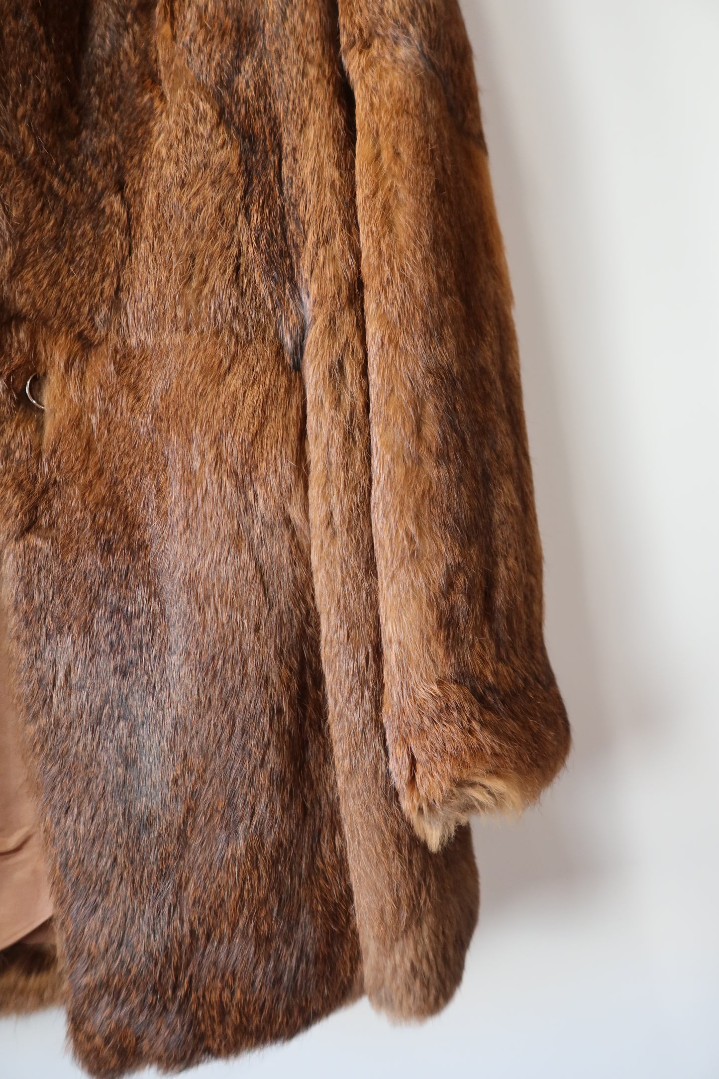 Manteau en fourrure marron