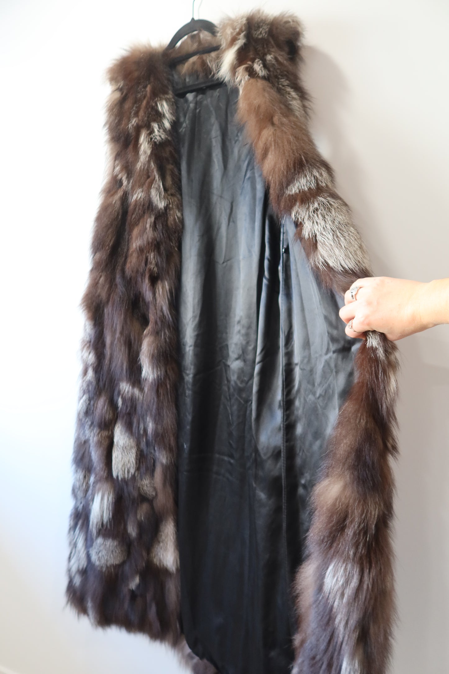 Manteau long sans manches en fourrure