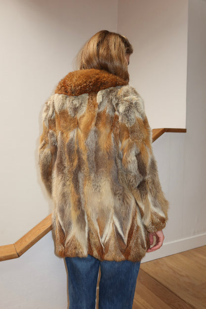 Manteau en fourrure roux doré