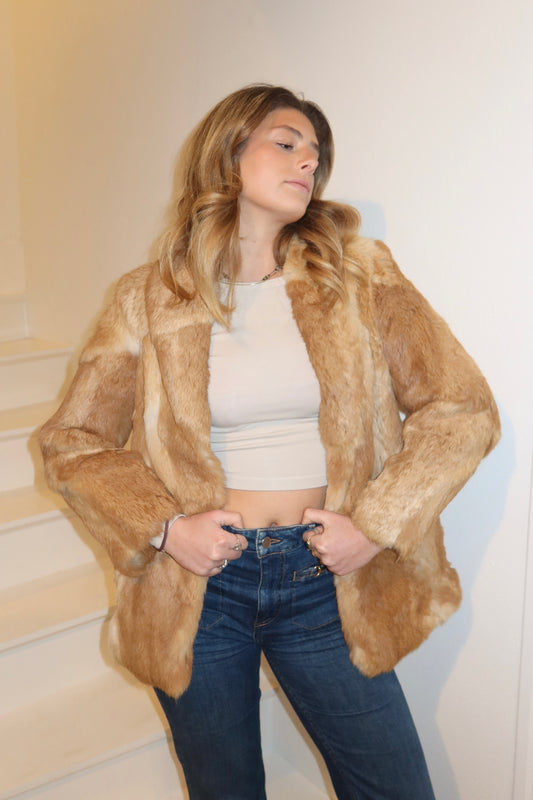 Manteau en fourrure beige