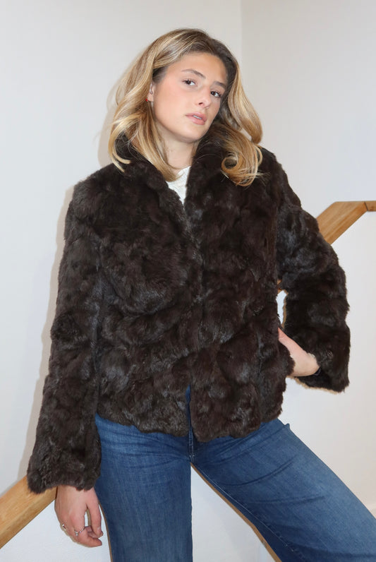 Manteau en fourrure marron