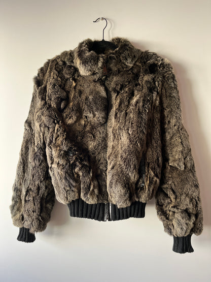 Veste en fourrure grise