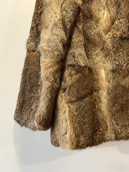 Manteau en fourrure gris maronné