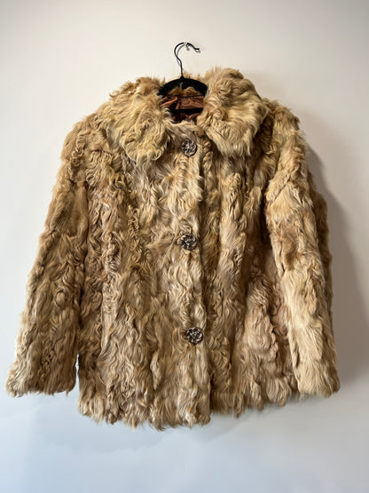Manteau en fourrure beige