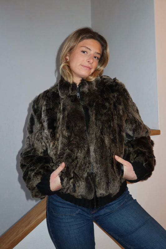 Veste en fourrure grise