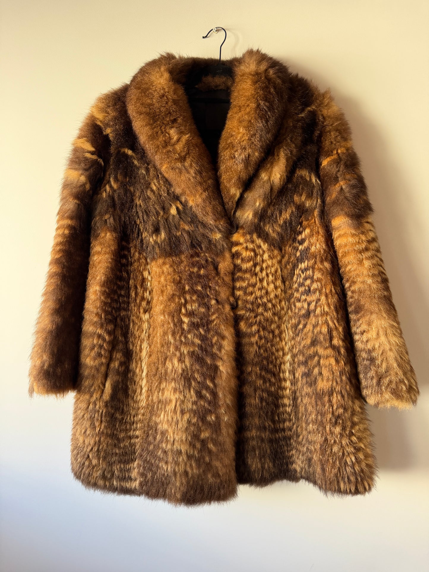 Manteau en fourrure marron