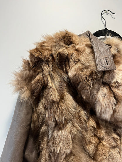 Veste en fourrure et cuir