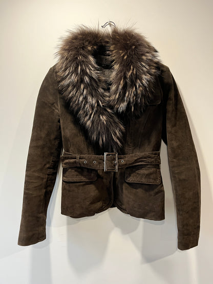 Veste en cuir marron et col en fourrure