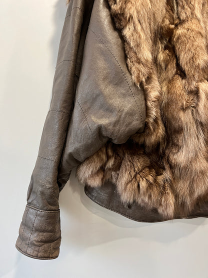 Veste en fourrure et cuir