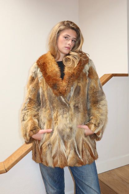 Manteau en fourrure roux doré