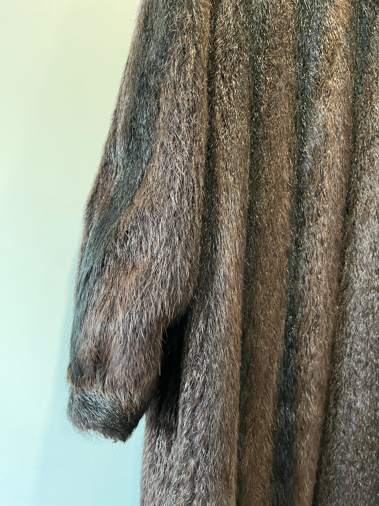 Manteau long en fourrure marron