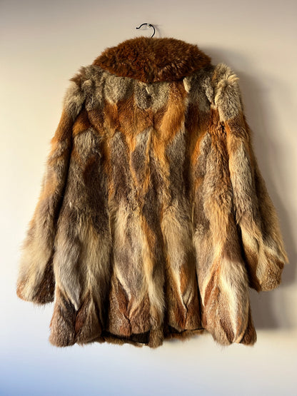 Manteau en fourrure roux doré