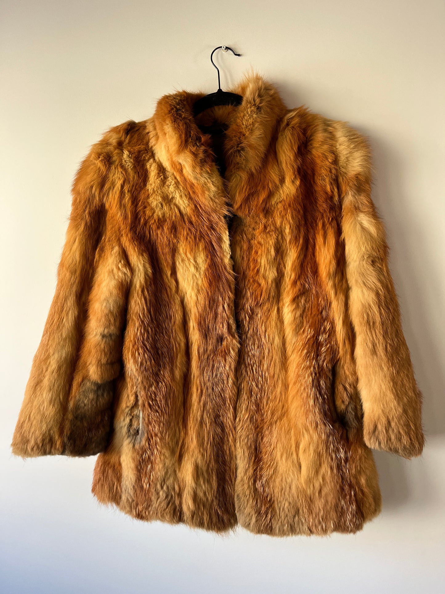 Manteau en fourrure roux doré