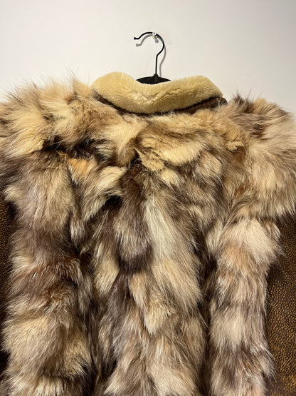Veste en fourrure et cuir marron