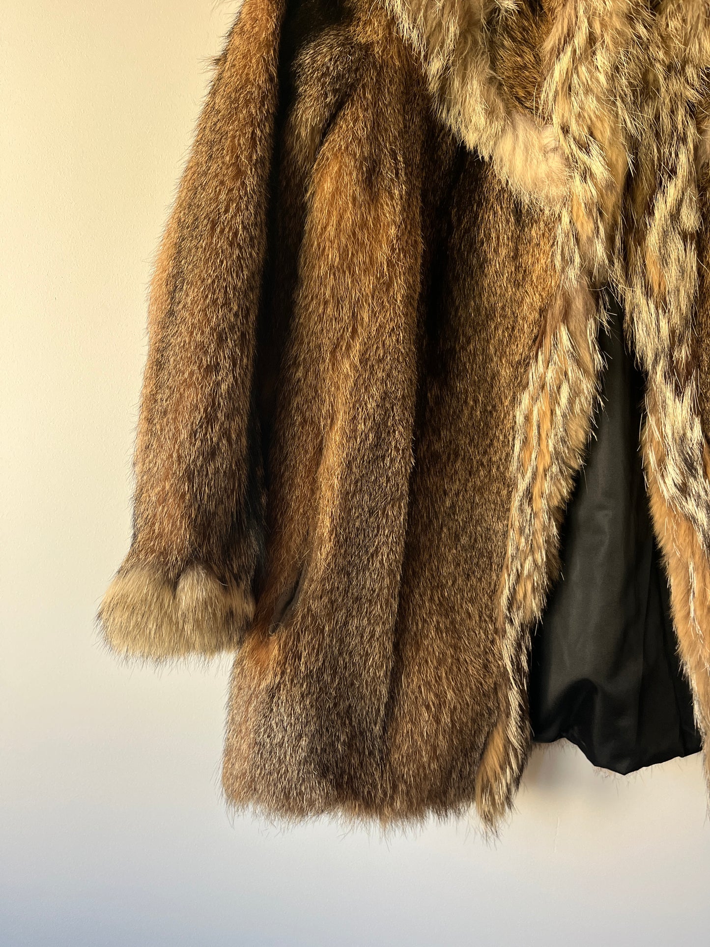 Manteau en fourrure fauve